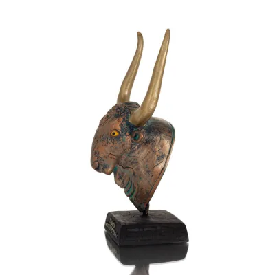 Minotaur: Queen Pasiphaes son, Bull head, bull head Bust, 19cm alabaster, Minoan culture Polyester 2 - grifon.se 