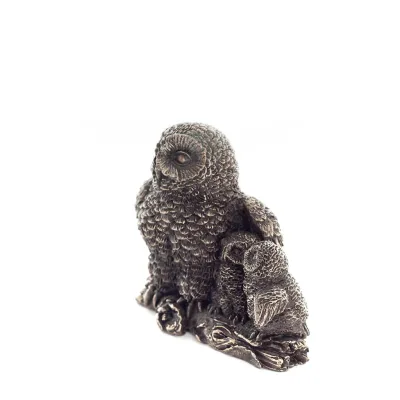 Uggla eller Glauca: den heliga fågeln, symbol för visdom, försiktighet, med kycklingar 6 cm Helkropp med Veronese bronselektroly