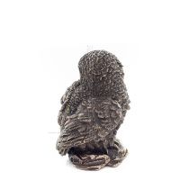 Uggla eller Glaucus på en sten med ansiktet bak till vänster 6 cm Veronese Brons Galvanisering Hellängdsstatyett Veronese 3 - gr