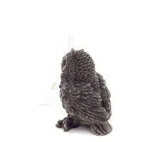 Uggla eller Glauca på gren med fot på huvudet 6 cm helkropp Veronese brons elektrolysfigur Veronese 3 - grifon.se 