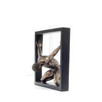 Άνδρας γονατιστός σε κορνίζα 20,5εκ Ολόσωμο αγαλματίδιο με Ηλεκτρόλυση μπρούτζου Veronese, Μοντέρνο Διακοσμητικό Βερονέζ 2 - gri