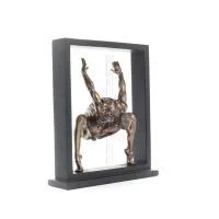 Man som tränar inom en ram 27cm Helfigur statyett med brons elektrolys av Veronese, Modernt Dekorativt Veronese 6 - grifon.se 