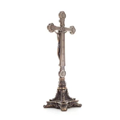 Jesu Kristi kors på en bas 33x15.5 cm helkroppsstaty med Veronese bronselektrolys Veronese 3 - grifon.se 