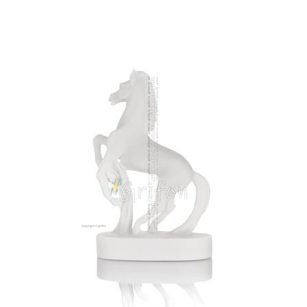 Horse or Steed: Irrational, silent yet full of fire, energy, and movement - 15cm Full-body statue made from alabaster Alabaster
