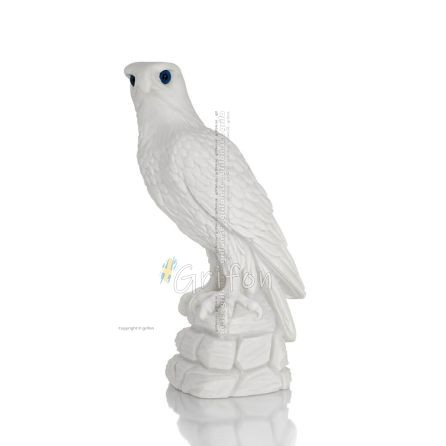 Örn stående imponerande och stolt på en klippa, 30 cm helkroppsstaty i alabaster Alabaster 1 - grifon.se