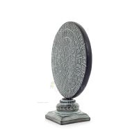 Phaistos Disc: The Unsolved Mystery, pÃ¥ kapitalbas 27x22cm dekorativ med handgjord finish, minoisk civilisation Dekorativ kerami