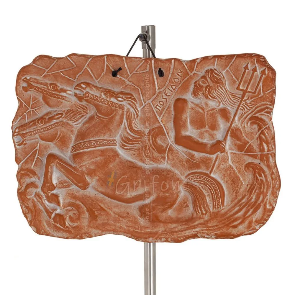 Vägghängande tallrikar Neptune 18x25cm dekorativa med Handgjord finish, väggmonterad Dekorativ keramik 1 - grifon.se 