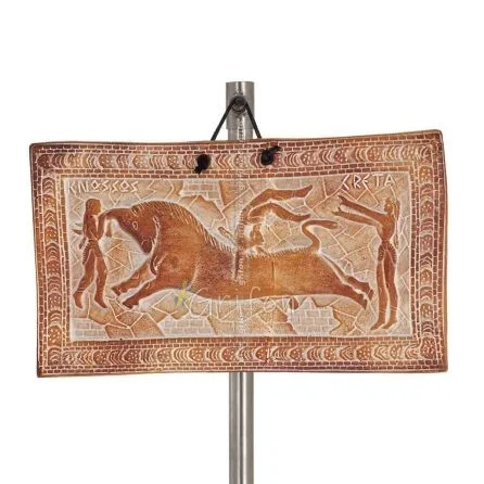 Plattor hängande på väggen Taurokathapsia 11,5x13,5, dekorativ med handgjord finish, väggmonterad Dekorativ keramik 1 - grifon.s