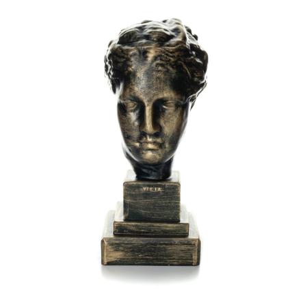 Aλαβάστρινo/η 