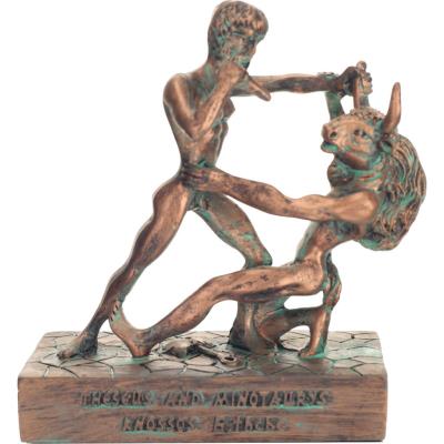 ΘΗΣΕΑΣ ΜΙΝΩΤΑΥΡΟΣ 11,5εκ κιβ.24